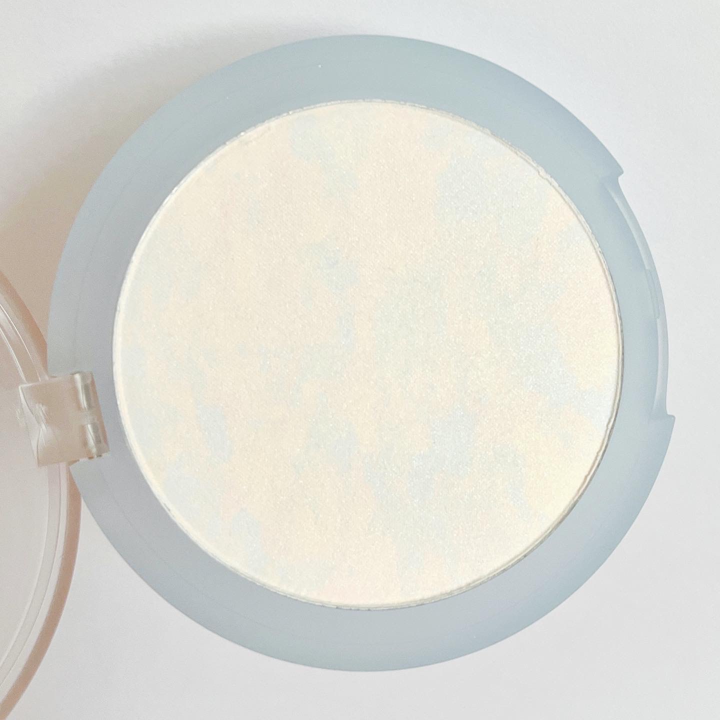 クラウドパウダー/Healus/プレストパウダーを使ったクチコミ（3枚目）