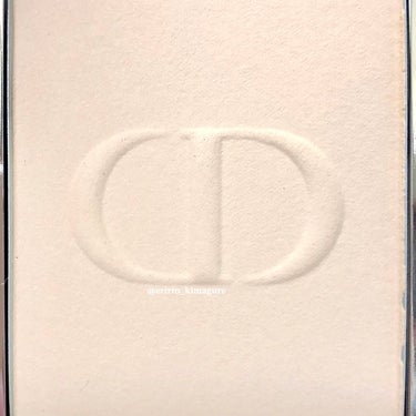 ディオールスキン フォーエヴァー コンパクト ナチュラル ベルベット/Dior/パウダーファンデーションを使ったクチコミ（2枚目）