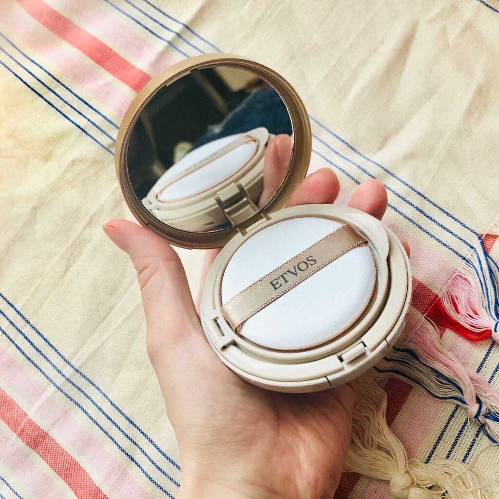 ミネラルグロウスキンクッション/エトヴォス/クッションファンデーションを使ったクチコミ(2枚目)