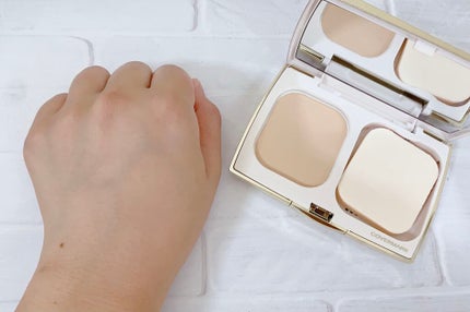 シルキー フィット/COVERMARK/パウダーファンデーションを使ったクチコミ(5枚目)