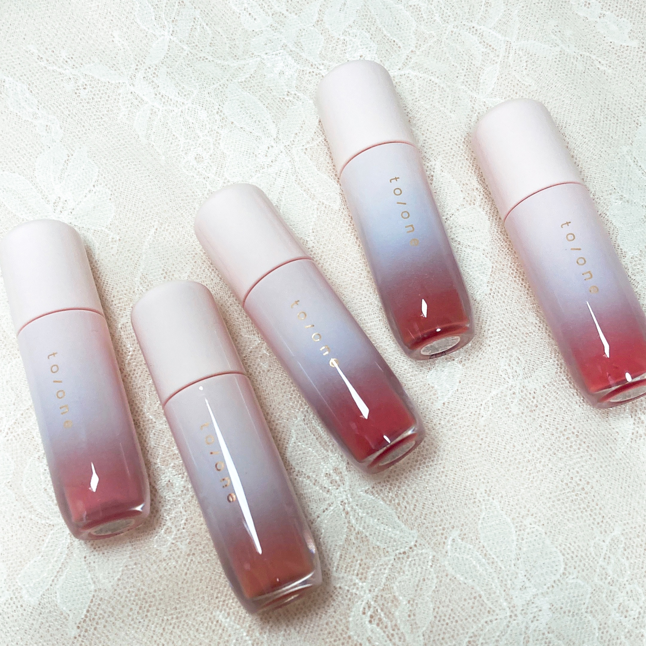 トーン ペタル ブルーミング グロス/to/one/リップグロスを使ったクチコミ（1枚目）