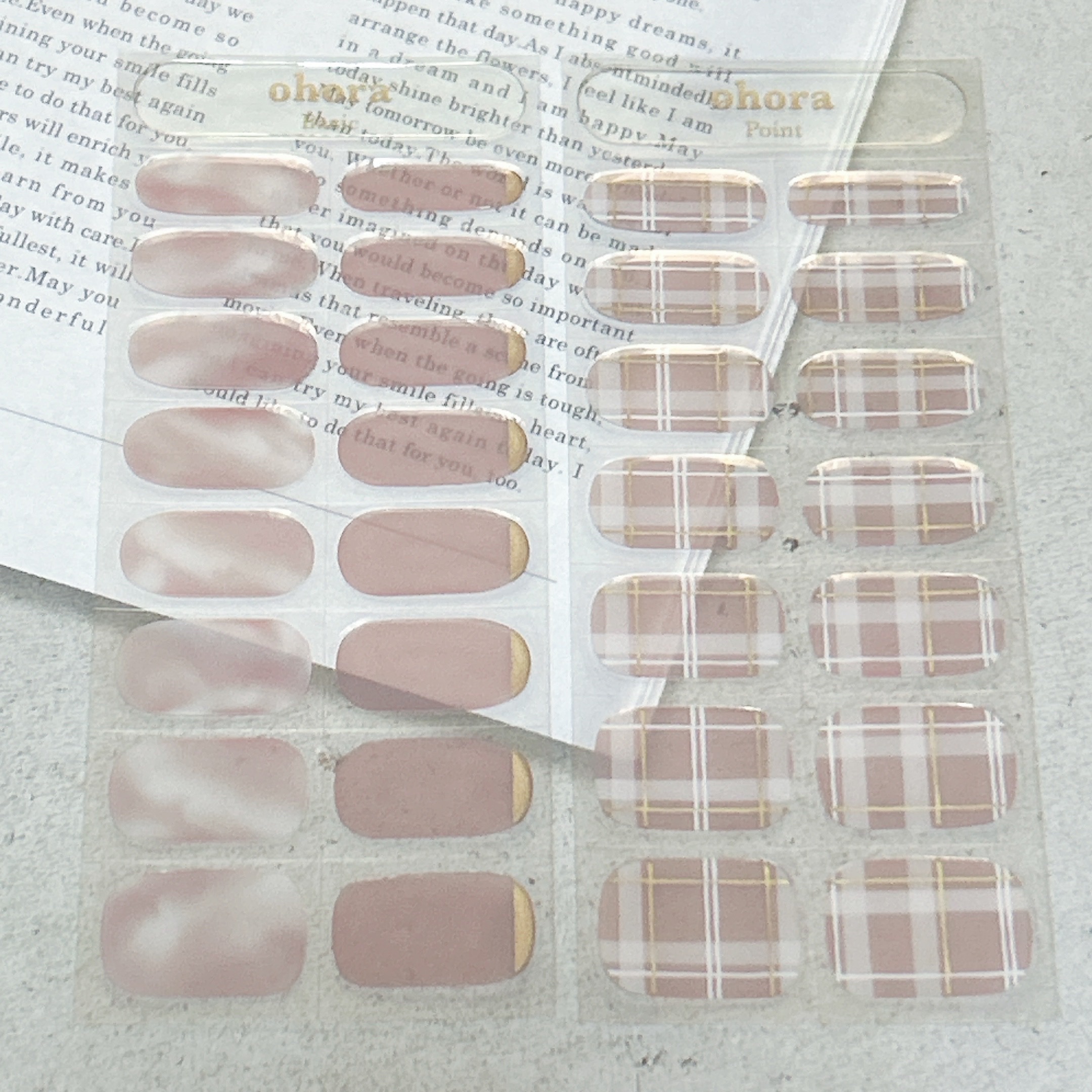 セミキュアジェルネイル（ハンド） ND-049-J N Coy Check（make together collection）/ohora/ネイルシールを使ったクチコミ（3枚目）