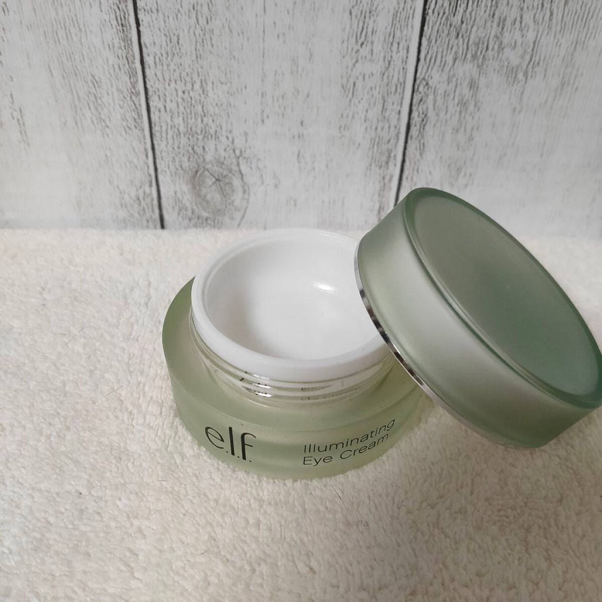 イルミネイティング アイクリーム/e.l.f. Cosmetics/アイケア・アイクリームを使ったクチコミ(1枚目)