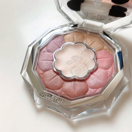 ジルスチュアート ブルームクチュール アイズ/JILL STUART/アイシャドウパレットを使ったクチコミ(1枚目)