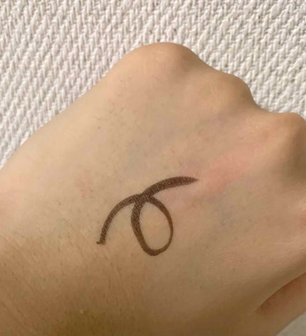 EYE OPENING LINER/UZU BY FLOWFUSHI/リキッドアイライナーを使ったクチコミ(2枚目)