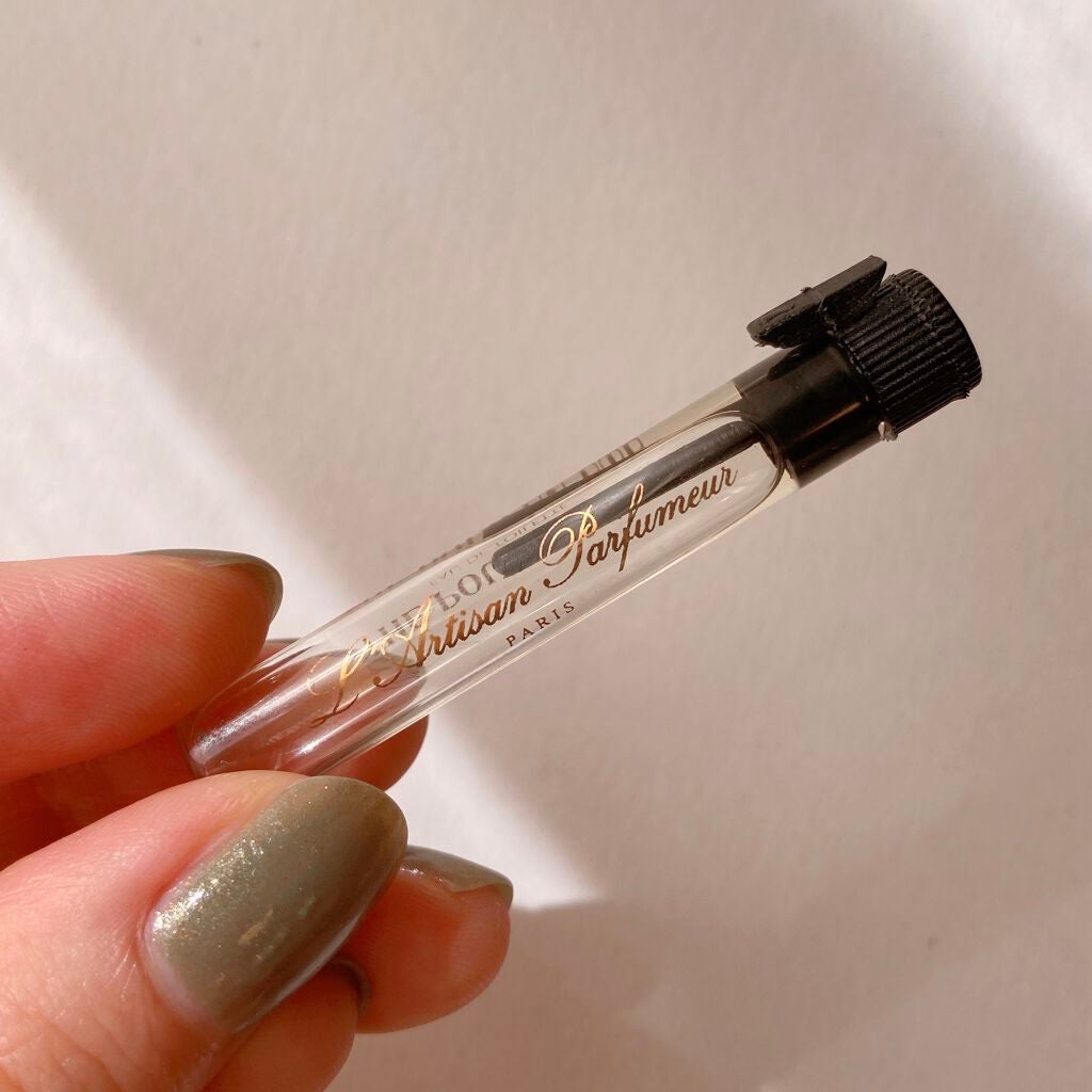 テ プー アン エテ オードトワレ/L'ARTISAN PARFUMEUR/香水(レディース)を使ったクチコミ(5枚目)