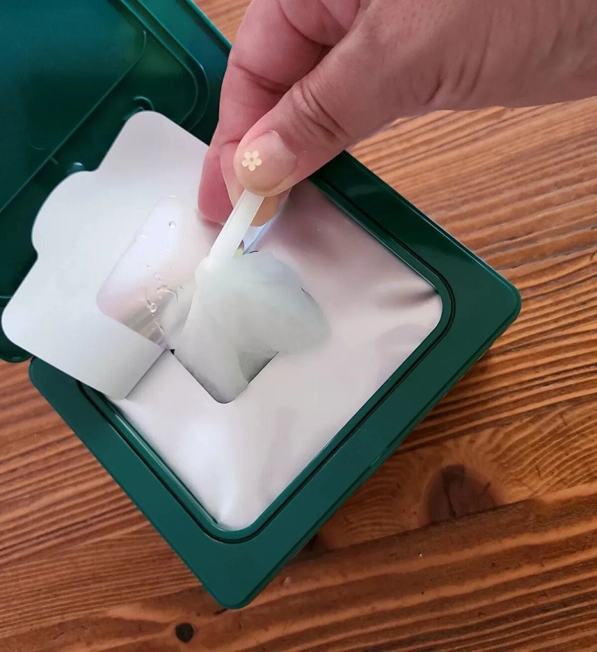 hahihomi★ on LIPS 「デイリークイックマスク薄いマスクにたっぷり染み込んだ美容液ひた..」(2枚目)