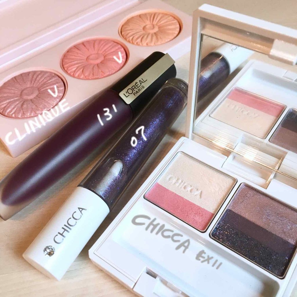 フローレスグロウ リッドテクスチャー アイシャドウ EX11 ハギングプードル/CHICCA/アイシャドウパレットを使ったクチコミ（2枚目）