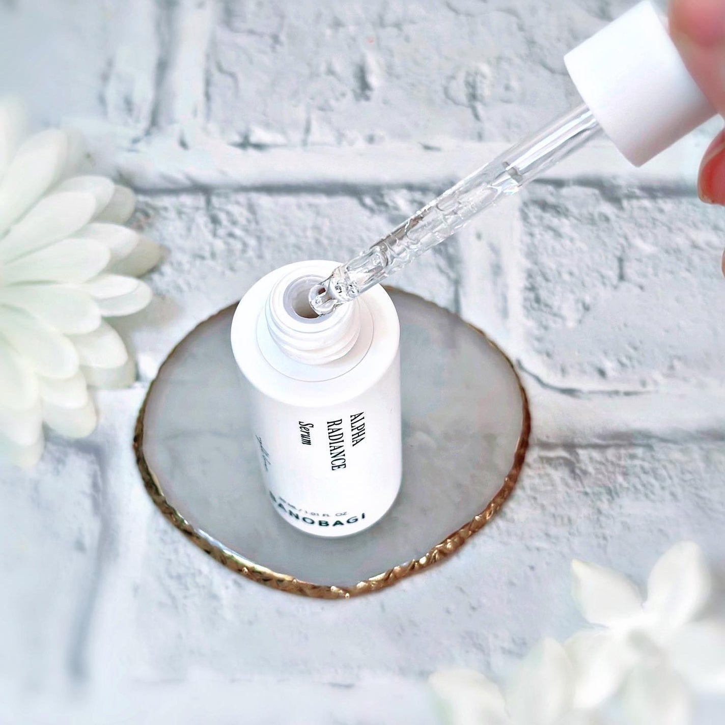 アルファラディアンスグローセラム/BANOBAGI/美容液を使ったクチコミ(2枚目)