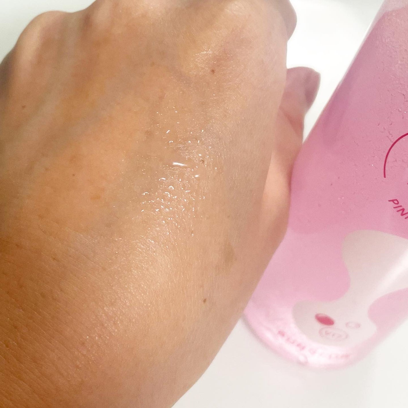 memi /フォロバ on LIPS 「RUNSLOWビタミン17ピンクバブルスキンブースター&マッシ..」(3枚目)