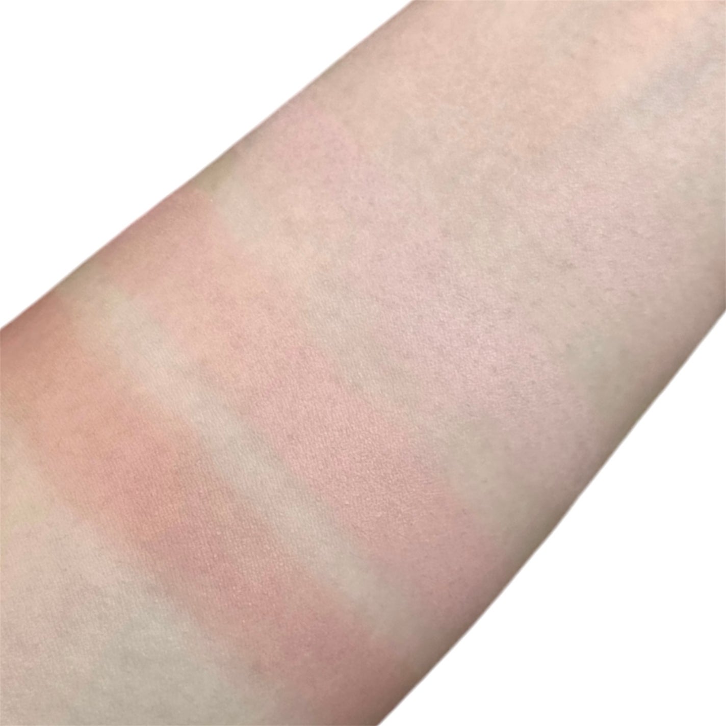 ブレンディングムードチーク/dasique/パウダーチークを使ったクチコミ(3枚目)