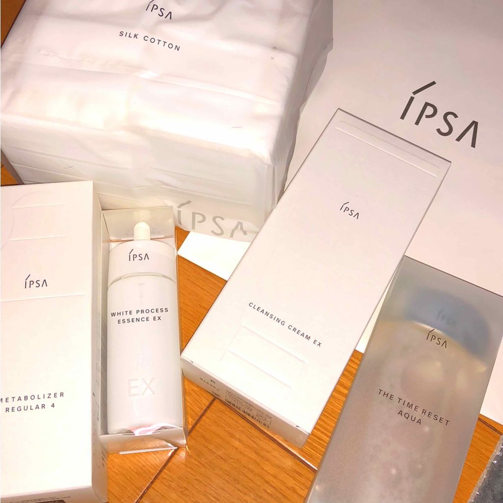 今日の購入品

→一枚目はスキンケア系がなくなってきたので購入してきました！

→二枚目は欲しかったものを少し買ってきました！！

品番や色味は後日のせます！！