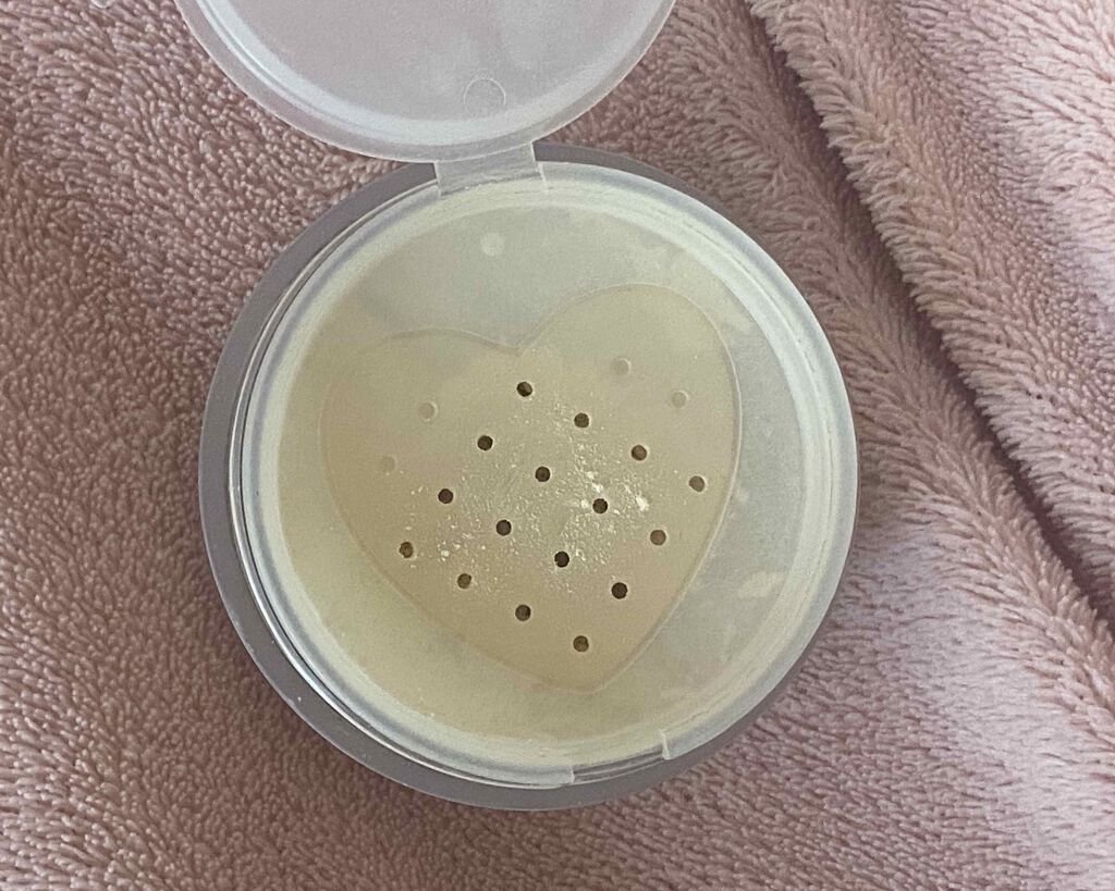 ボーン ディス ウェイ エセリアル セッティング パウダー/Too Faced/ルースパウダーを使ったクチコミ（2枚目）