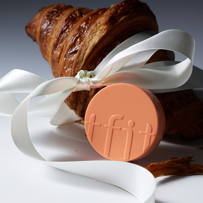 フラッフィーベルベットクッションチーク  TFIT