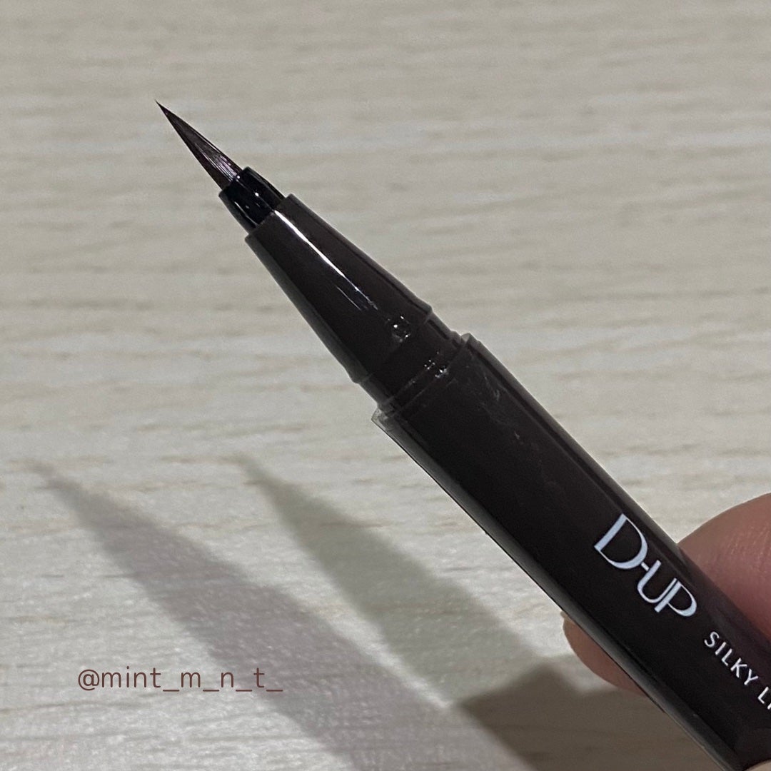 シルキーリキッドアイライナーWP/D-UP/リキッドアイライナーを使ったクチコミ(2枚目)