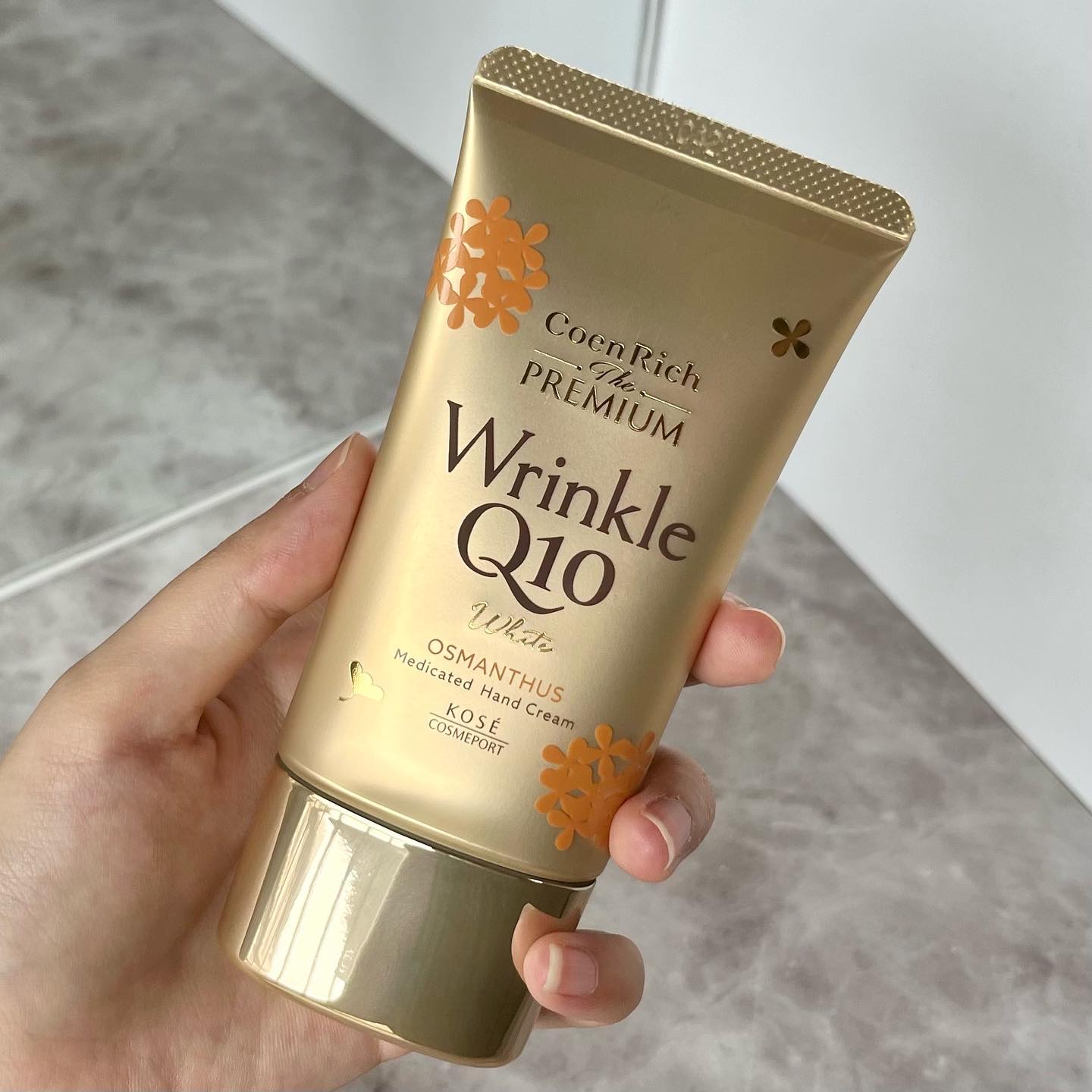 コエンリッチ　ザ　プレミアム  薬用リンクルホワイト　ハンドクリーム  金木犀の香り 【医薬部外品】/コエンリッチQ10/ハンドクリームを使ったクチコミ（2枚目）