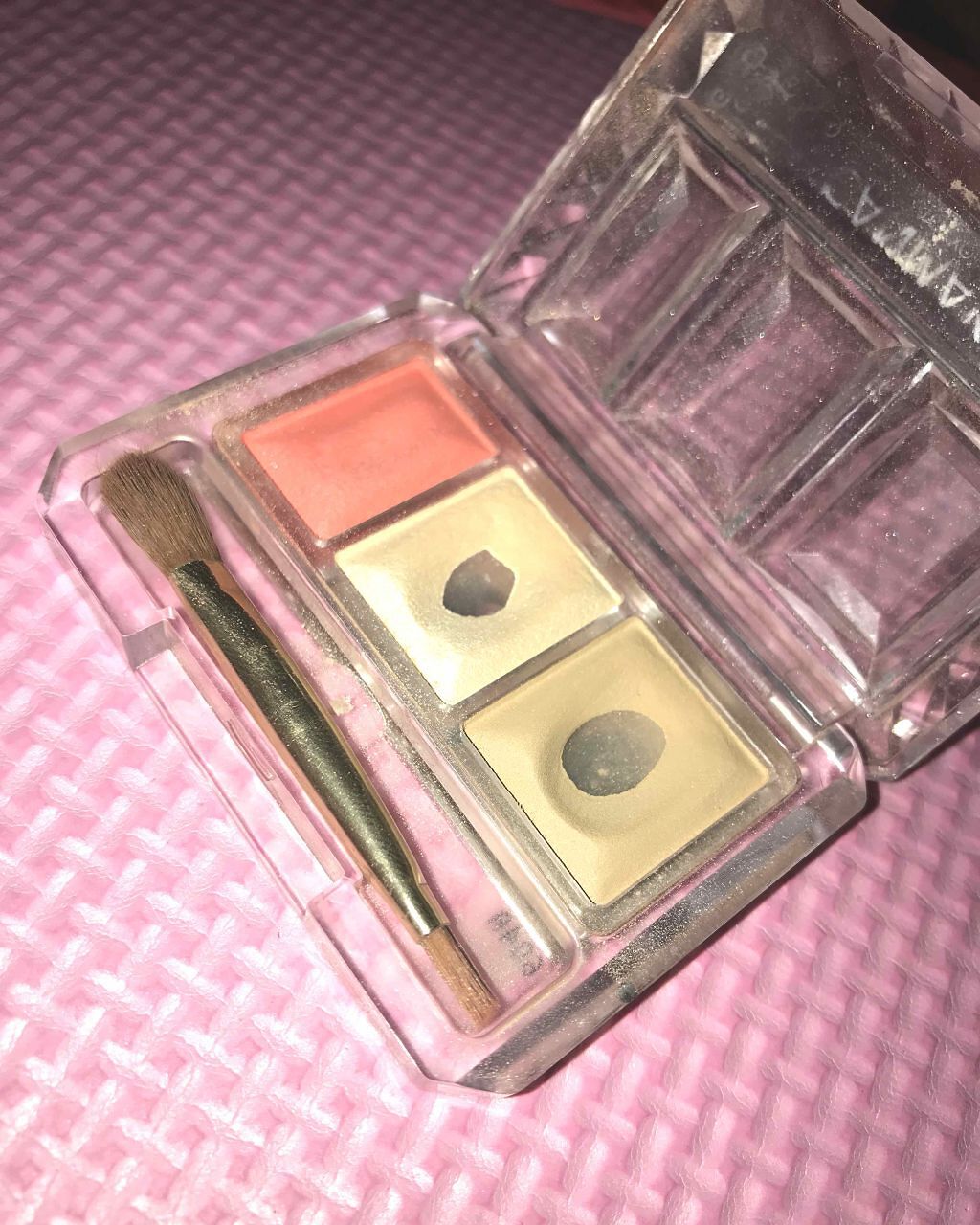 シークレットカラーアイズ/キャンメイク/アイシャドウパレットを使ったクチコミ(1枚目)