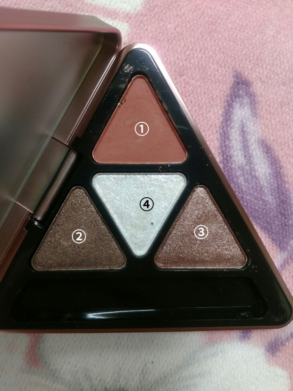 デザイニングポイントシャドウ/Linoue/アイシャドウパレットを使ったクチコミ（3枚目）