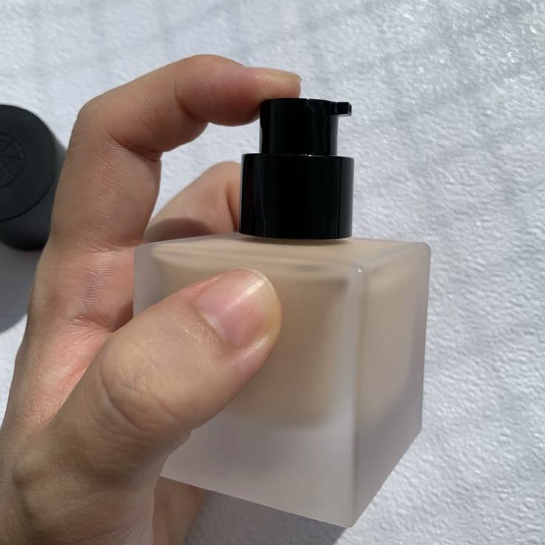 （旧）アンリミテッド ラスティング フルイド/shu uemura/リキッドファンデーションを使ったクチコミ（2枚目）