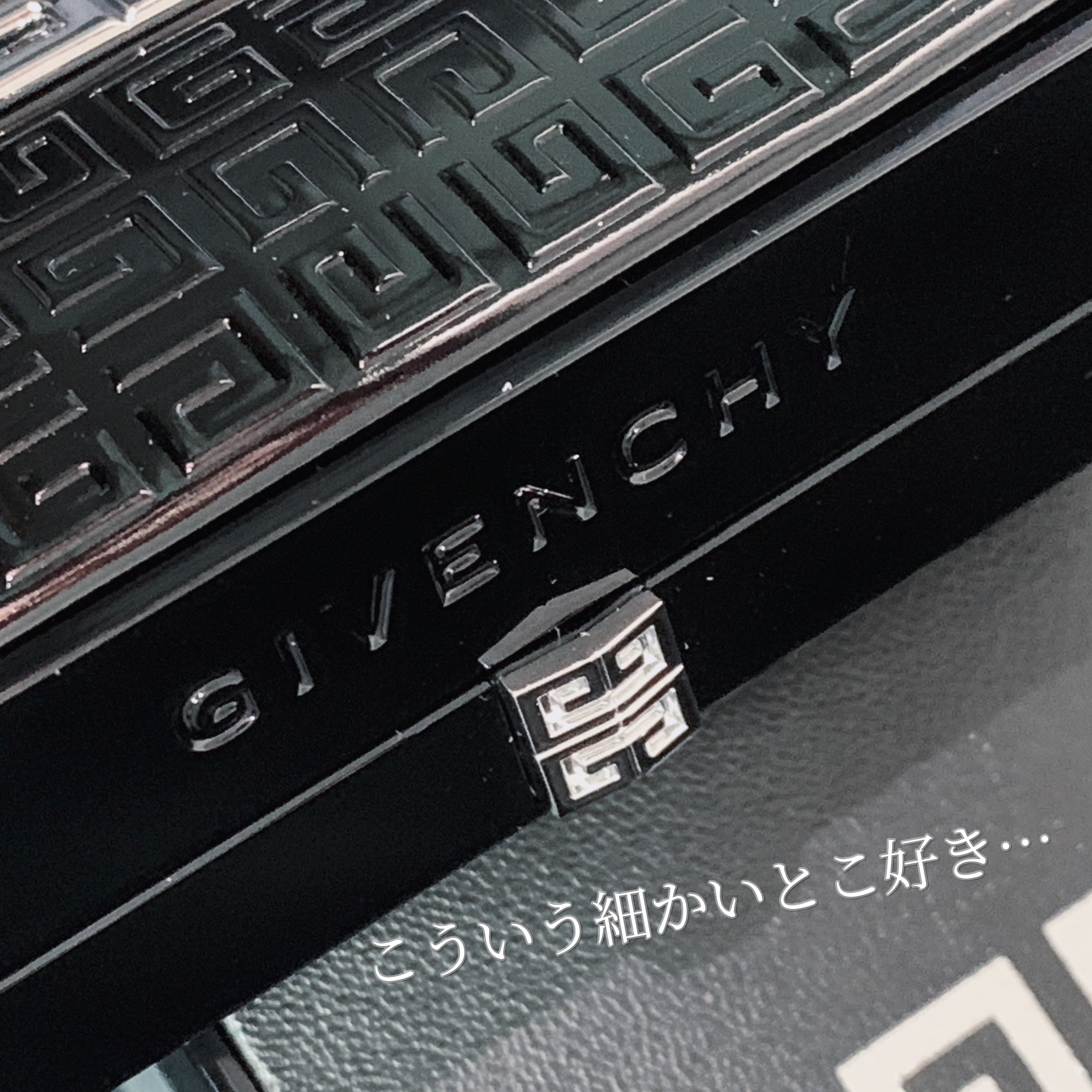 プリズム・リーブル・スキンケアリング・グロウ・クッション/GIVENCHY/クッションファンデーションを使ったクチコミ（2枚目）