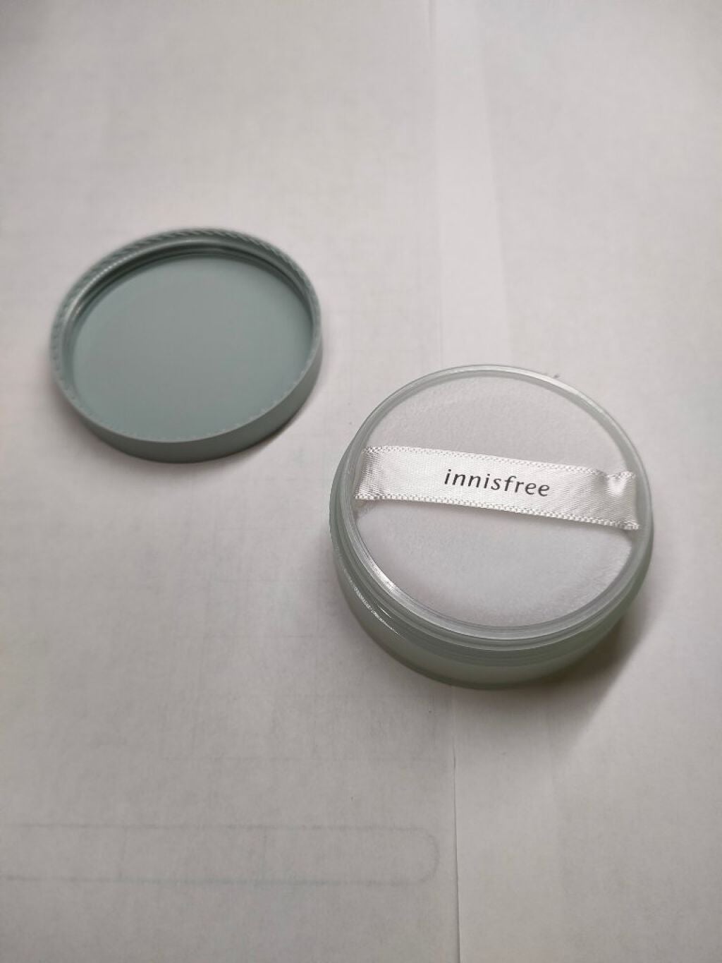 さひ@コスメ垢 on LIPS 「イニスフリーノーセバムミネラルパウダー購入しました!まず、スタ..」(2枚目)