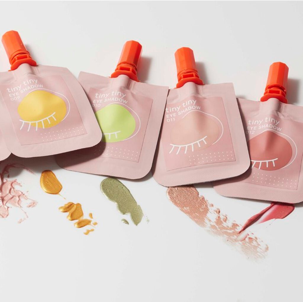 パウチアイシャドウ tiny tiny