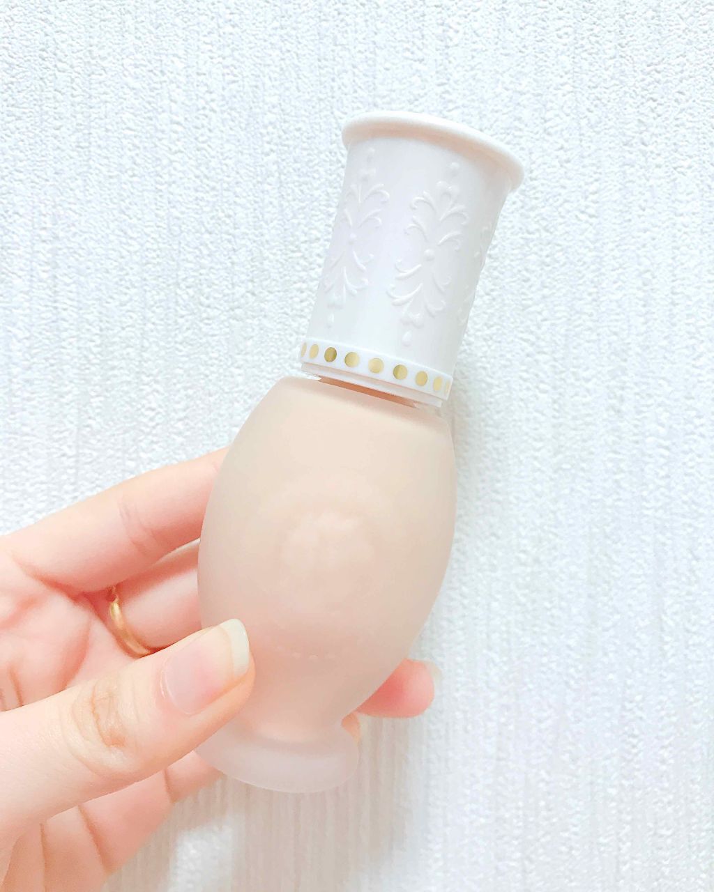 リクイド ファンデーション/レ・メルヴェイユーズ ラデュレ/リキッドファンデーションを使ったクチコミ(1枚目)