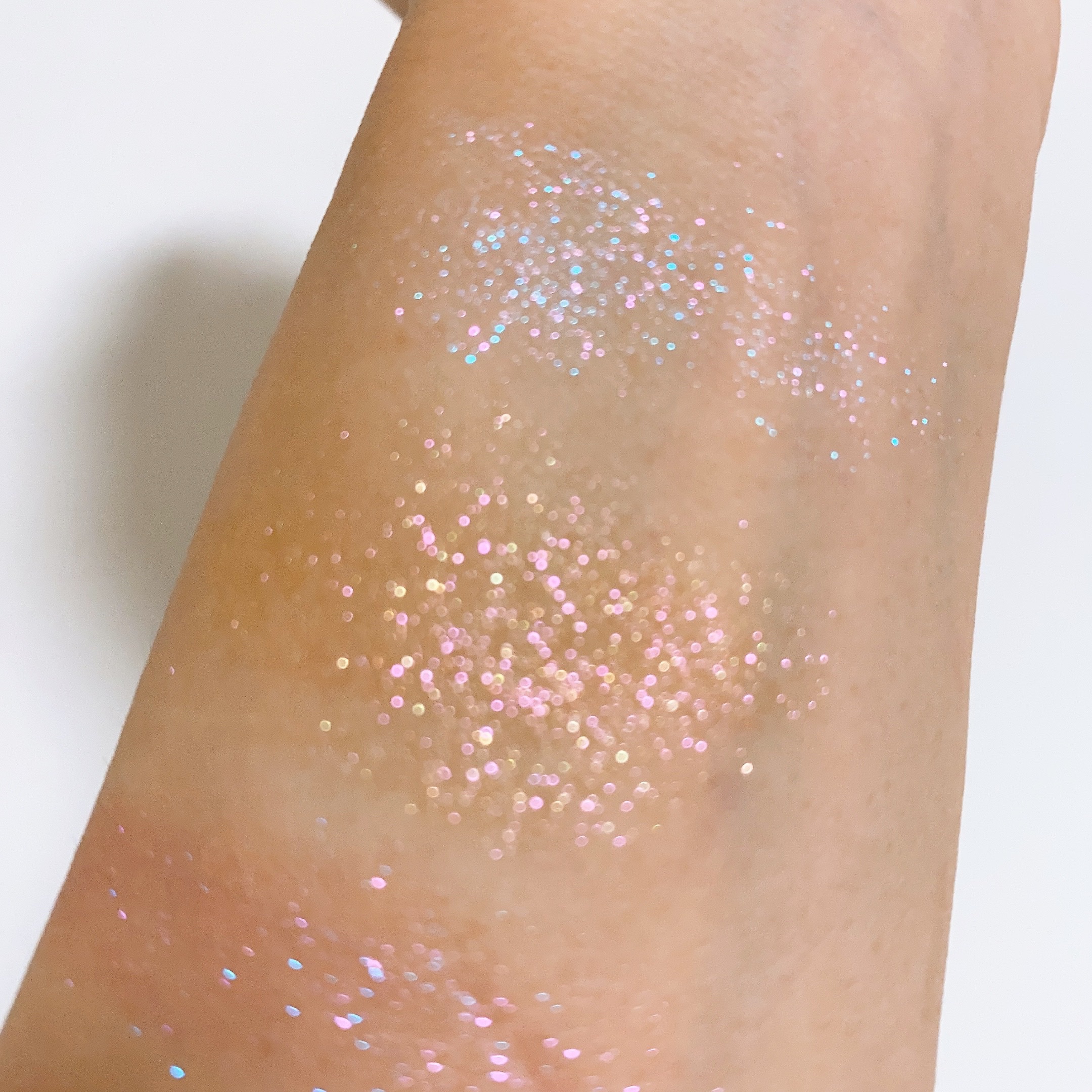 シャドーカスタマイズ　（ブリリアントグリッター）/MAJOLICA MAJORCA/グリッターを使ったクチコミ（3枚目）