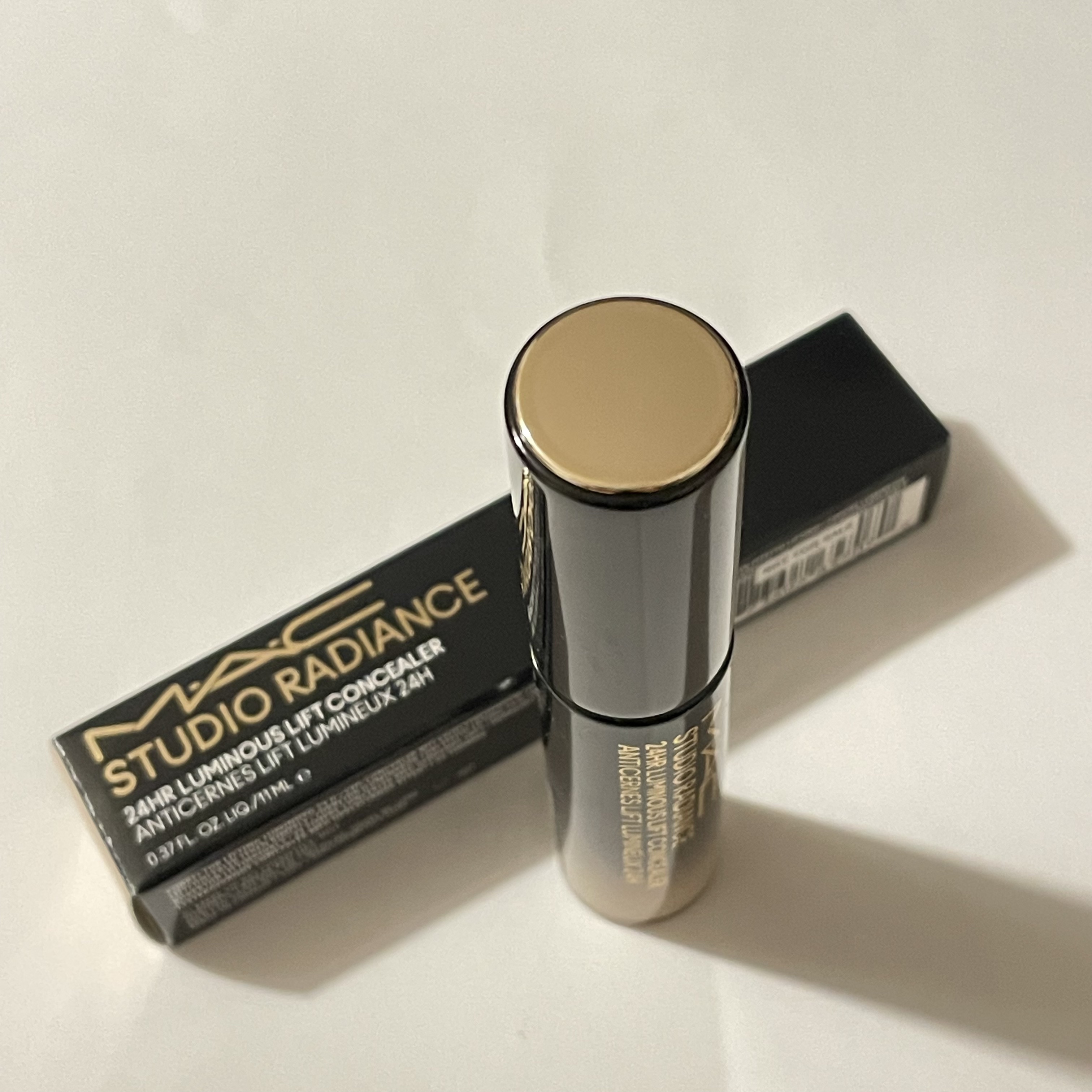 スタジオ ラディアンス 24 ルミナス コンシーラー/M・A・C/リキッドコンシーラーを使ったクチコミ（2枚目）