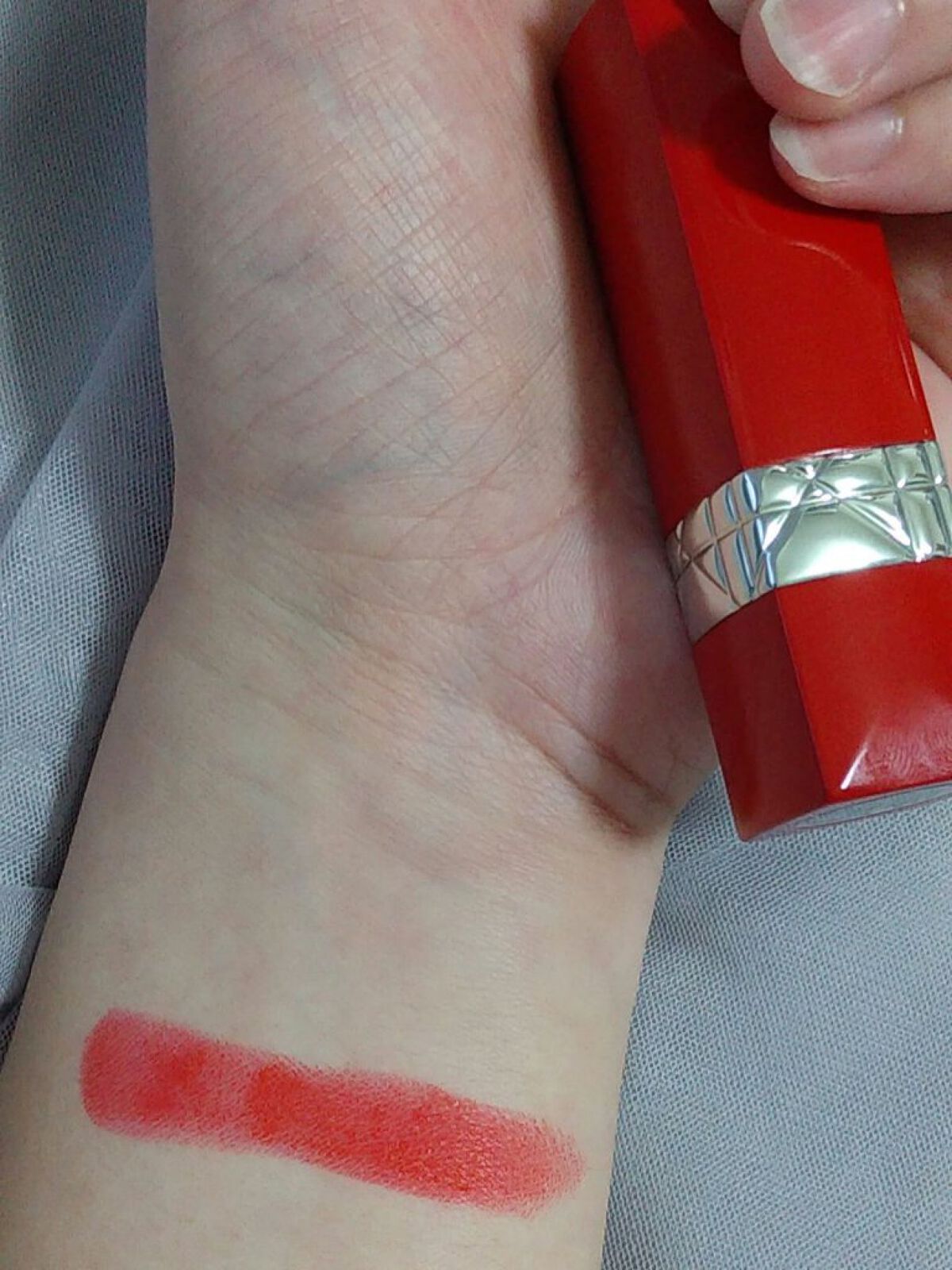 ルージュ ディオール ウルトラ ルージュ 777 ウルトラ スター/Dior/口紅を使ったクチコミ（2枚目）