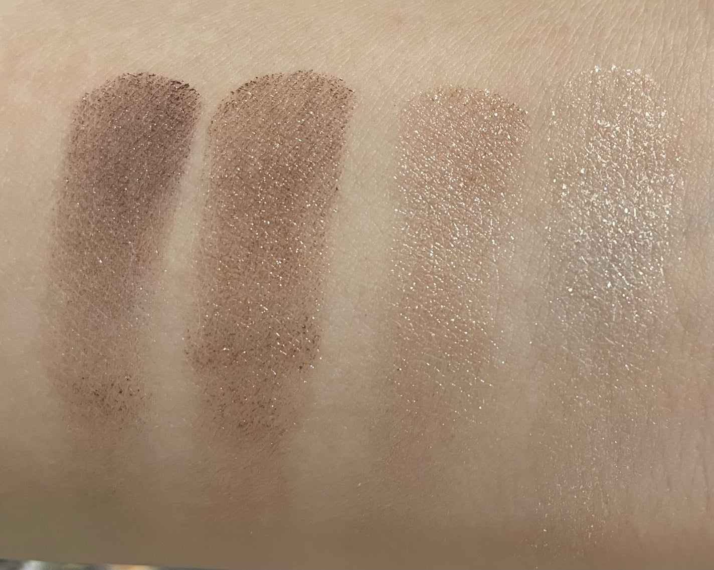 メロウ フィーリング アイズ マスカレード ナイト/ESPRIQUE/アイシャドウパレットを使ったクチコミ(2枚目)