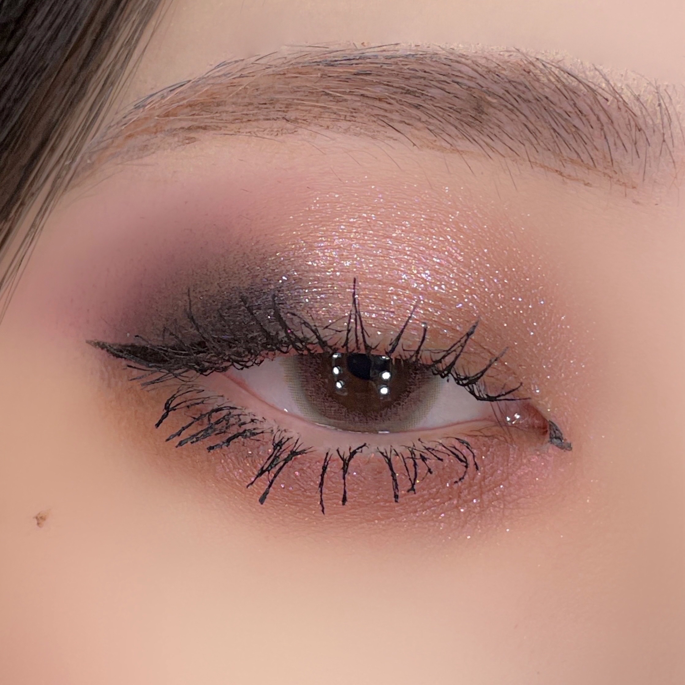 星宿彫刻 4色パレット 02(刺繍限定)/花西子/マルチパレットを使ったクチコミ（2枚目）