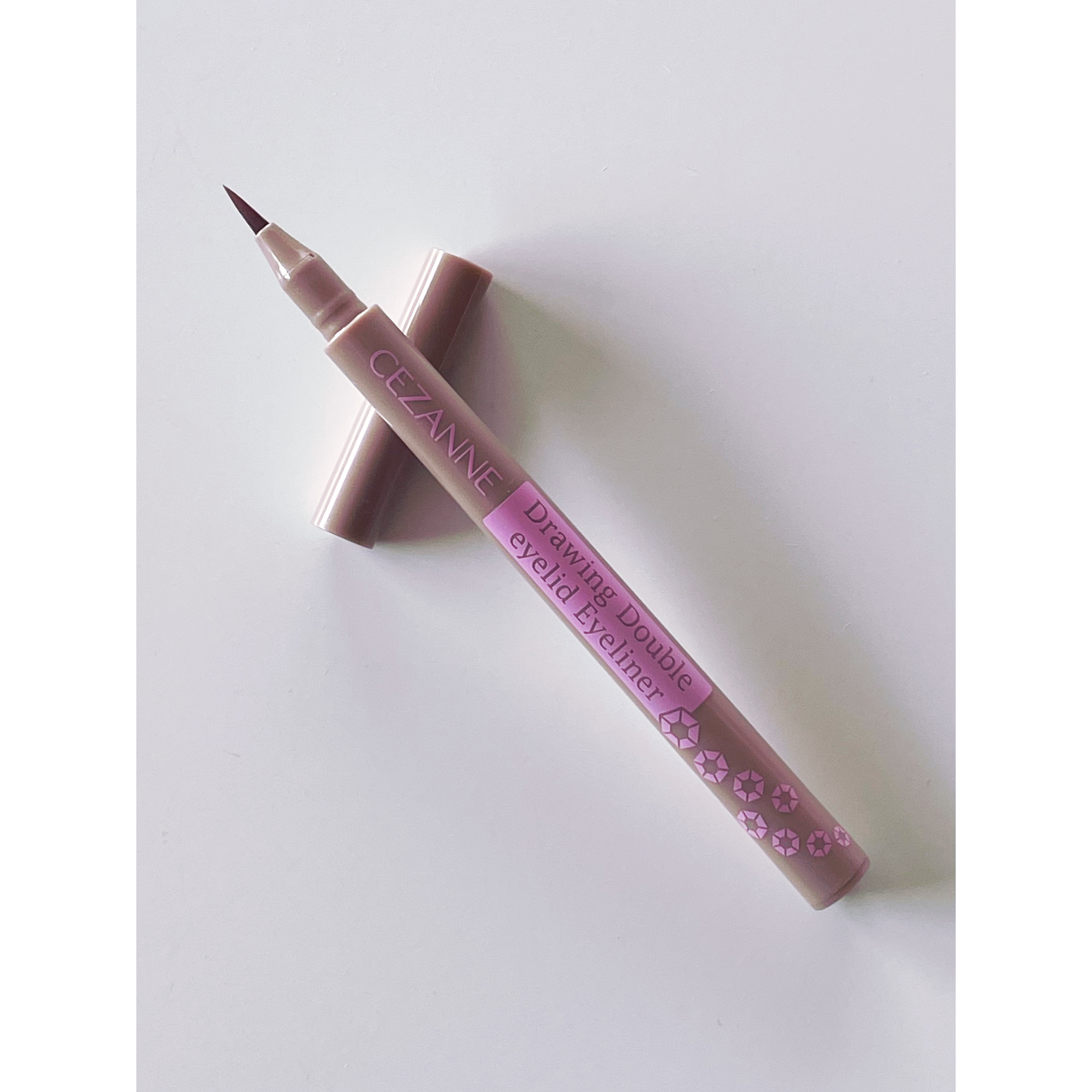 描くふたえアイライナー/CEZANNE/リキッドアイライナーを使ったクチコミ（2枚目）