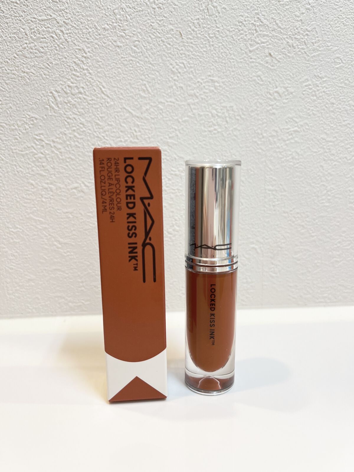 M·A·C ロックド キス インク リップカラー ブレイズン（テラコッタ）/M・A・C/口紅を使ったクチコミ（2枚目）