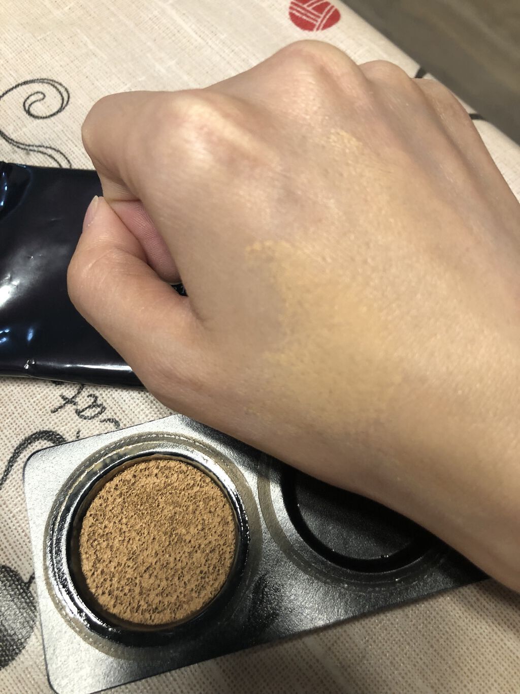ザ スキン クッションファンデーション フレッシュ 302/DECORTÉ/クッションファンデーションを使ったクチコミ（3枚目）