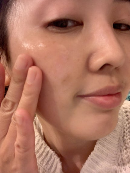 mari@コメントでフォロバ on LIPS 「トラネキサム酸配合!エトヴォスの美白美容液!---------..」(6枚目)