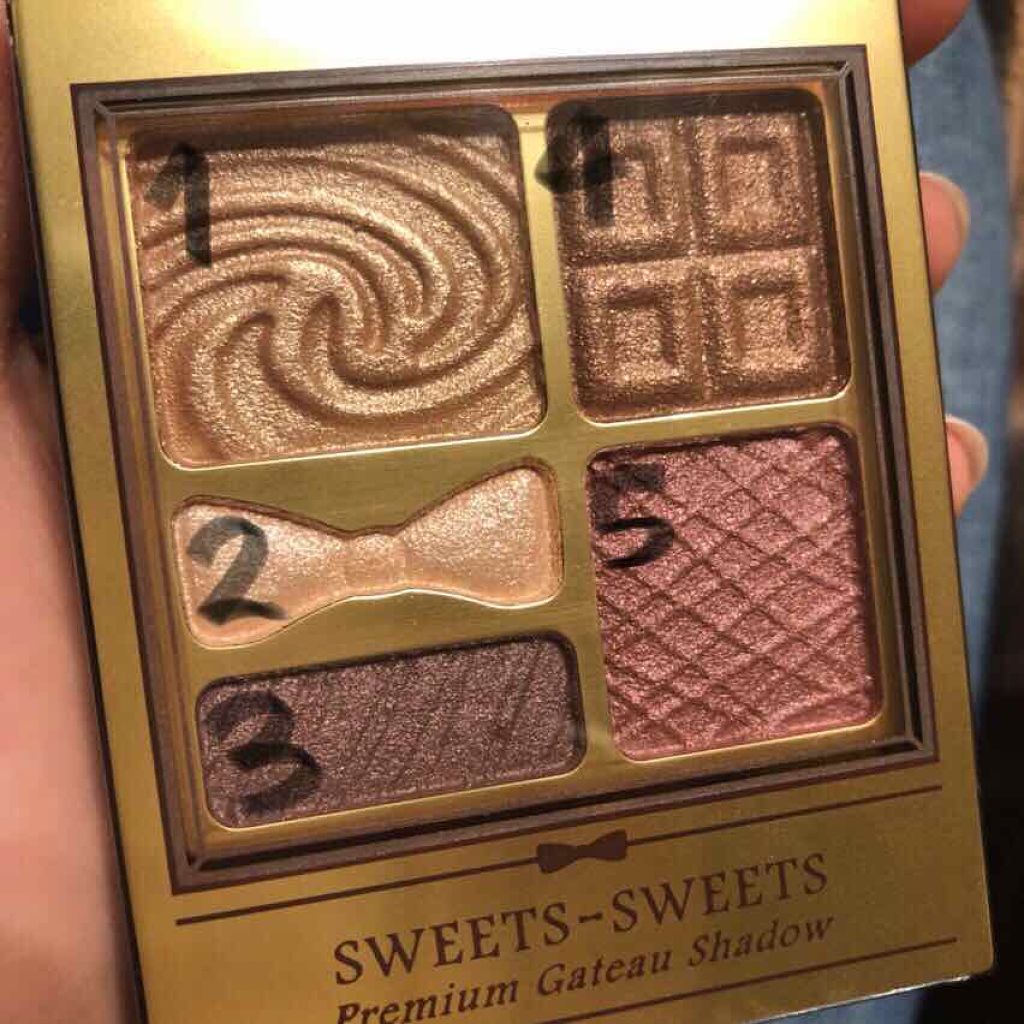 プレミアムガトーシャドウ 07 カシスブラウン/スウィーツ スウィーツ/アイシャドウパレットを使ったクチコミ（3枚目）