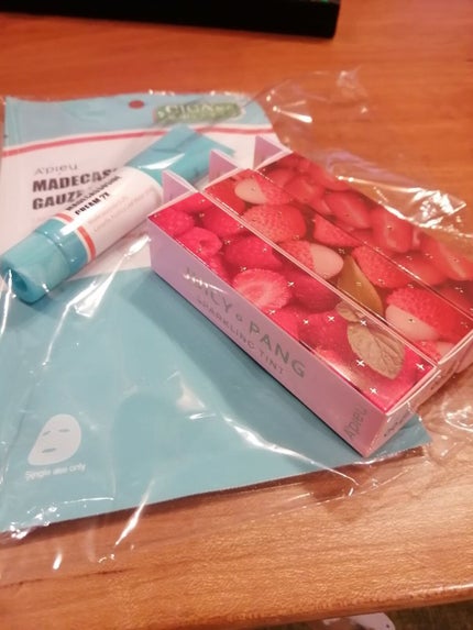 アピュー ジューシーパン スパークリングティント/A’pieu/口紅を使ったクチコミ(4枚目)