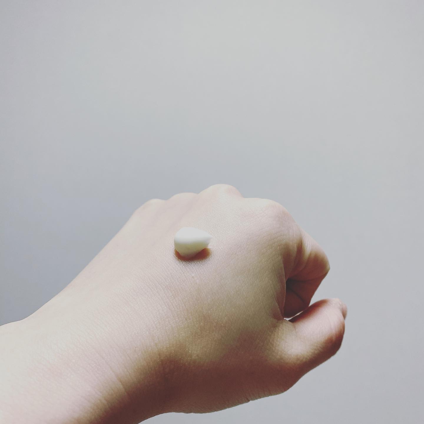 ハニーフルリップ もも色ボリューム/カントリー&ストリーム/リップ美容液を使ったクチコミ（3枚目）