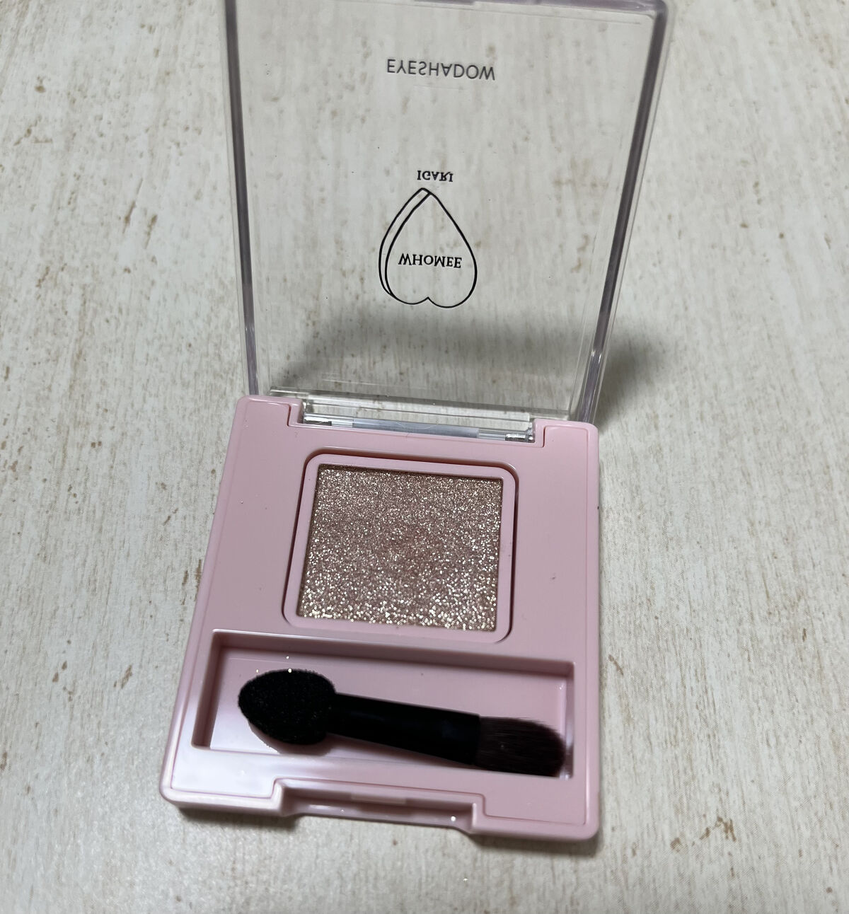 フーミー シングルラメシャドウ/WHOMEE/単色アイシャドウを使ったクチコミ（2枚目）