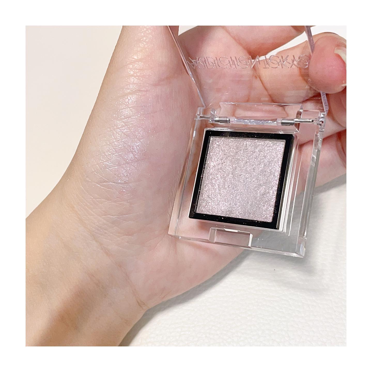  アディクション　ザ アイシャドウ プリズム/ADDICTION/単色アイシャドウを使ったクチコミ（3枚目）