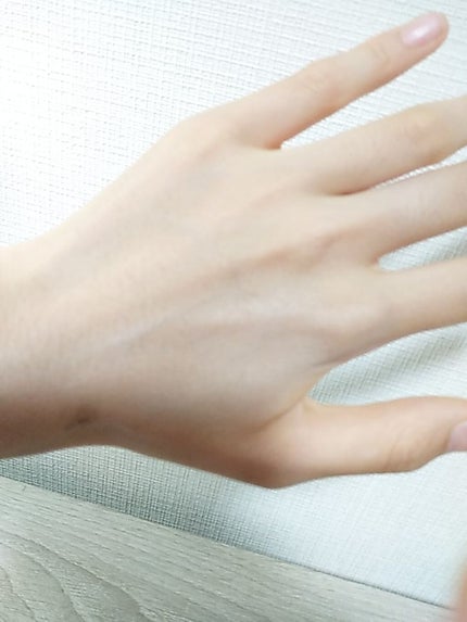 スキンアクア トーンアップUVエッセンス/スキンアクア/日焼け止めクリームを使ったクチコミ(3枚目)