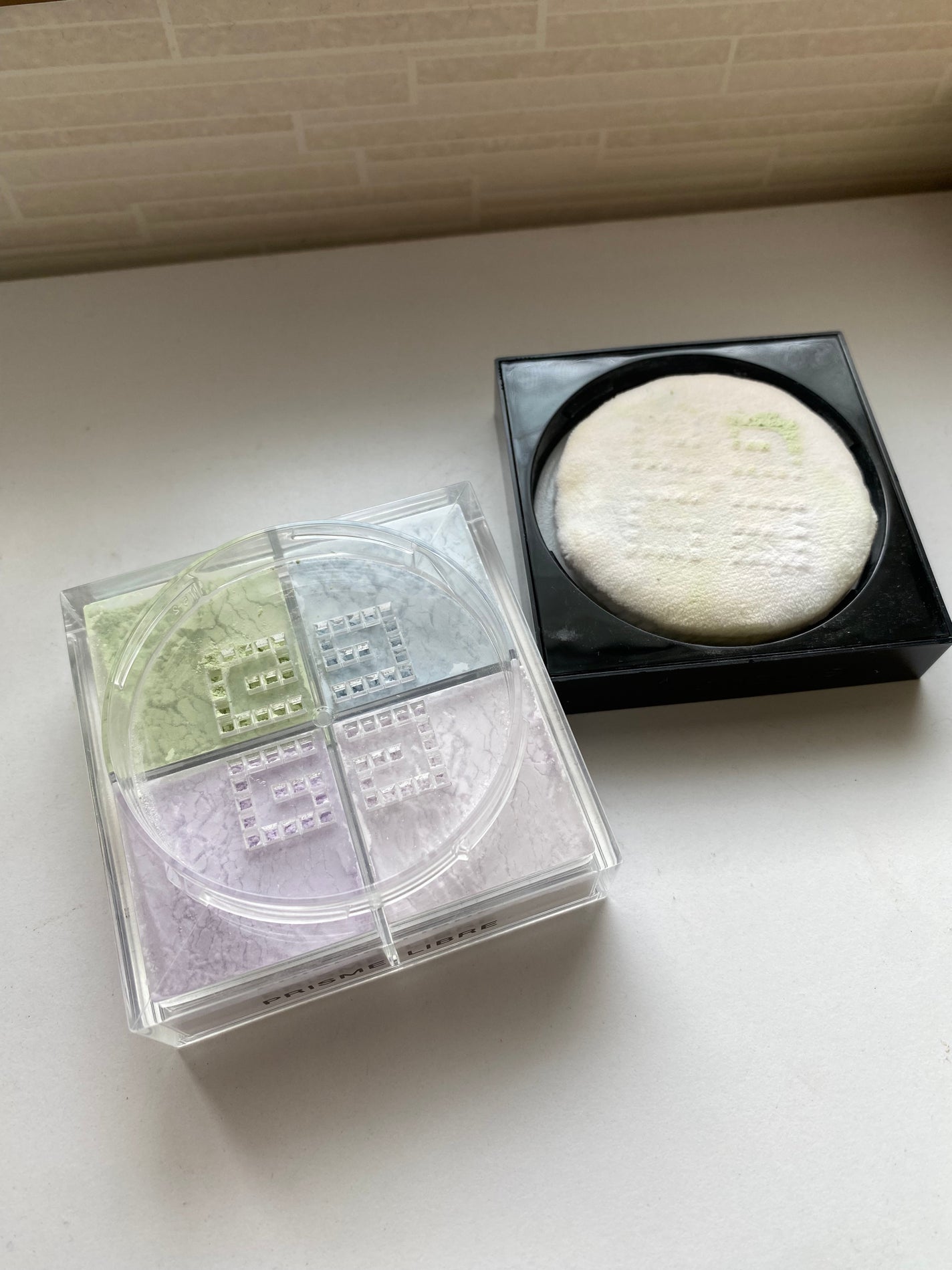 プリズム・リーブル/GIVENCHY/ルースパウダーを使ったクチコミ(1枚目)