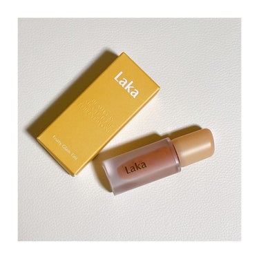 .
.
@laka.official 

→ lip tint
LAKA
fruity glam tint
#107 sugar

¥1.800-

Qoo10のランキングで
ずーっと上位だったティント