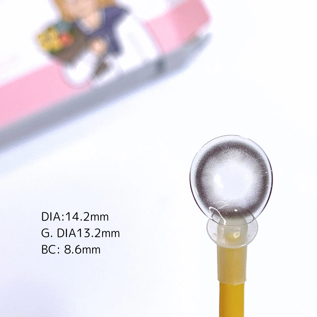 Tweed Kristin 1month/Hapa kristin/１ヶ月（１MONTH）カラコンを使ったクチコミ（2枚目）