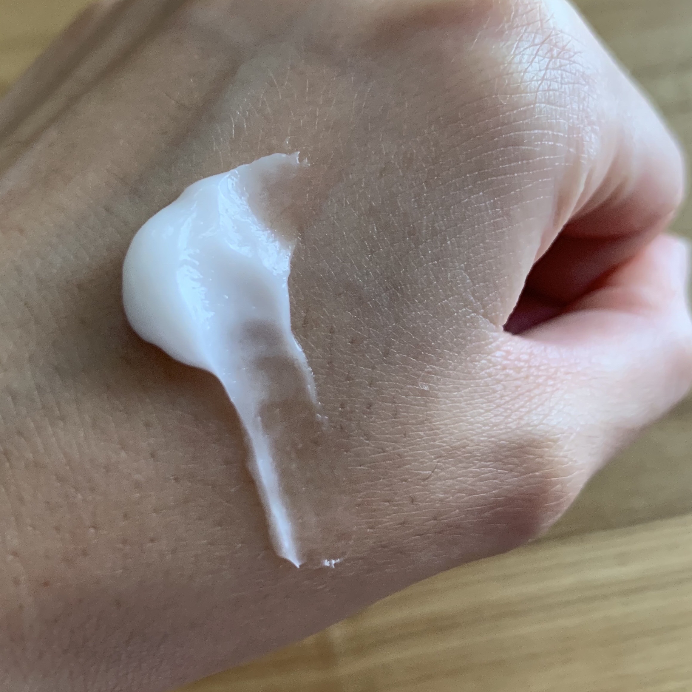 3番 シルクビューティークリーム/numbuzin/フェイスクリームを使ったクチコミ（2枚目）