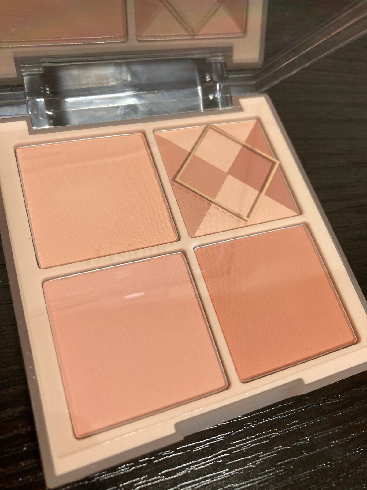 ブレンディングムードチーク/dasique/パウダーチークを使ったクチコミ(2枚目)