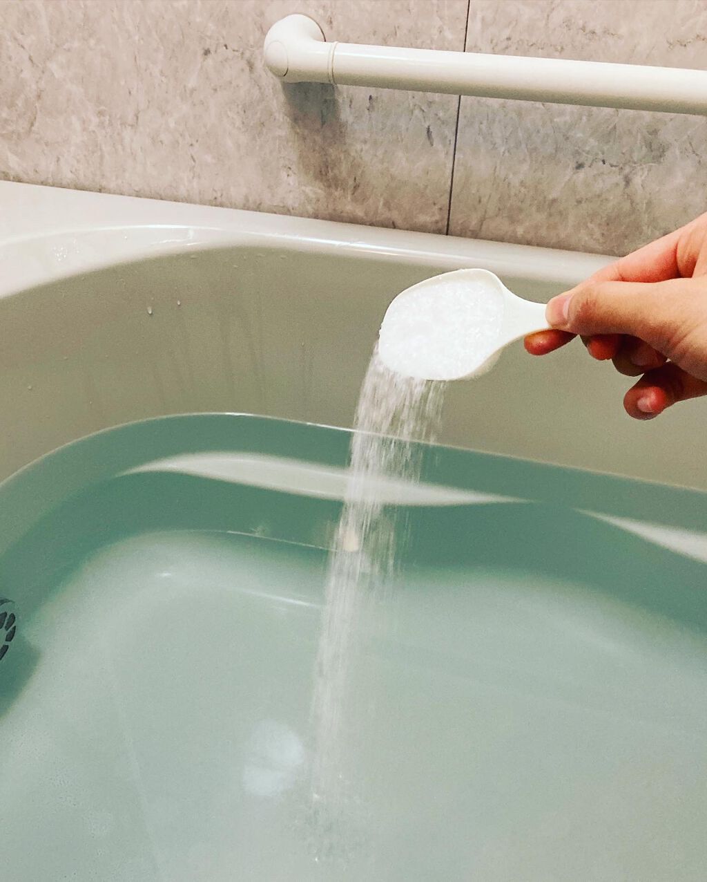 シークリスタルス エプソムソルト オリジナル/sea crystals/無機塩系入浴剤を使ったクチコミ（3枚目）