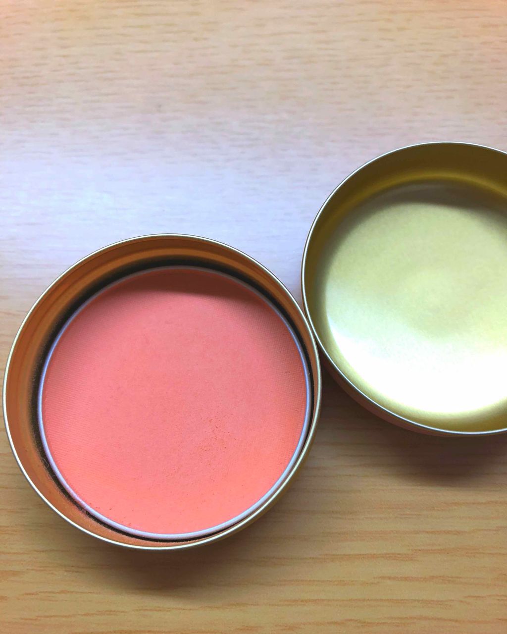 パフ・デ・チーク/MAJOLICA MAJORCA/パウダーチークを使ったクチコミ(2枚目)