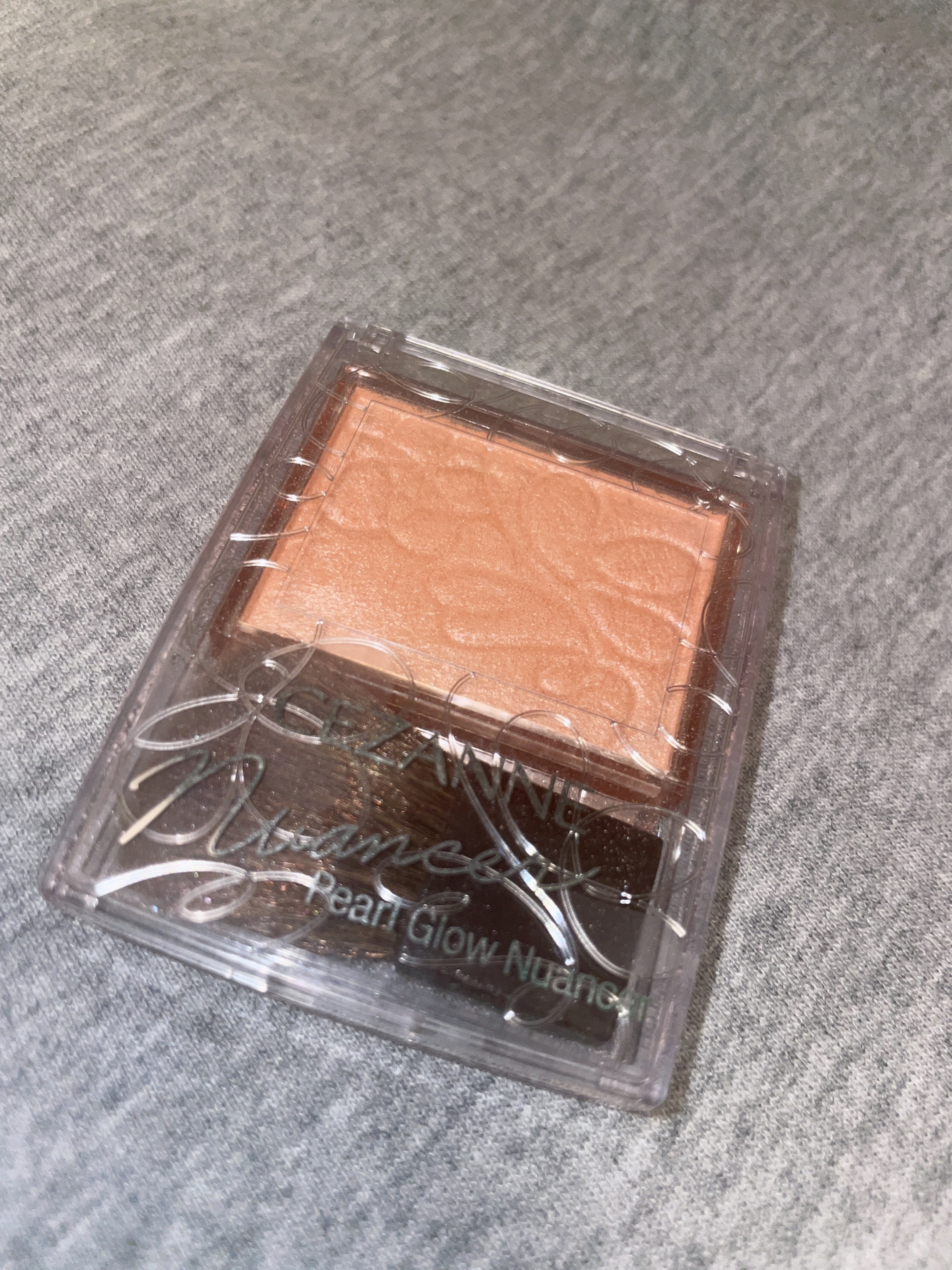 パールグロウニュアンサー/CEZANNE/パウダーハイライトを使ったクチコミ（1枚目）